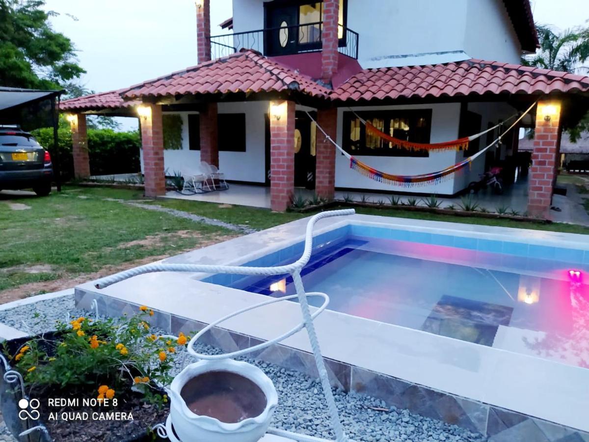 Casa Campo Emaus Caucasia Exterior foto