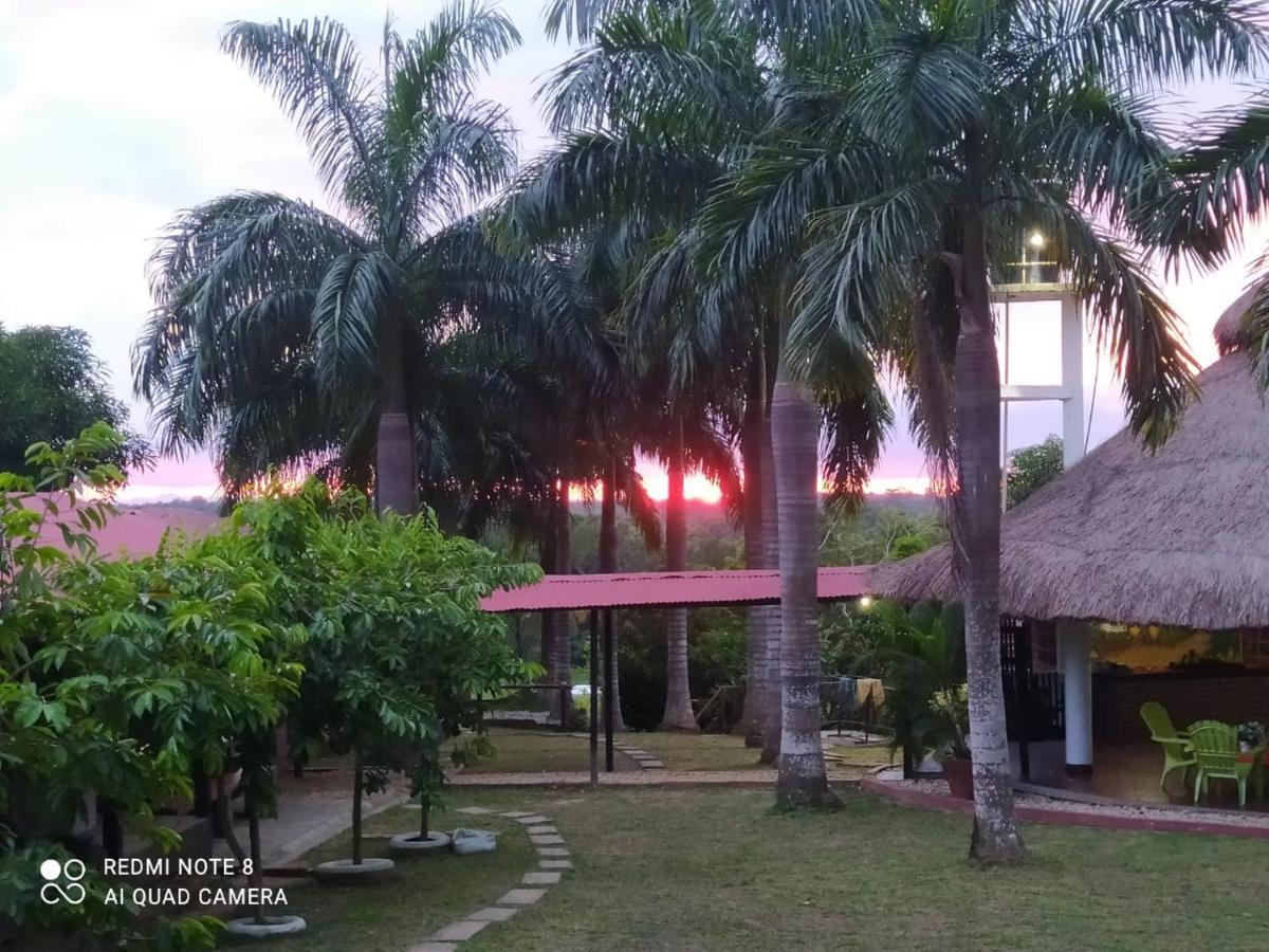 Casa Campo Emaus Caucasia Exterior foto