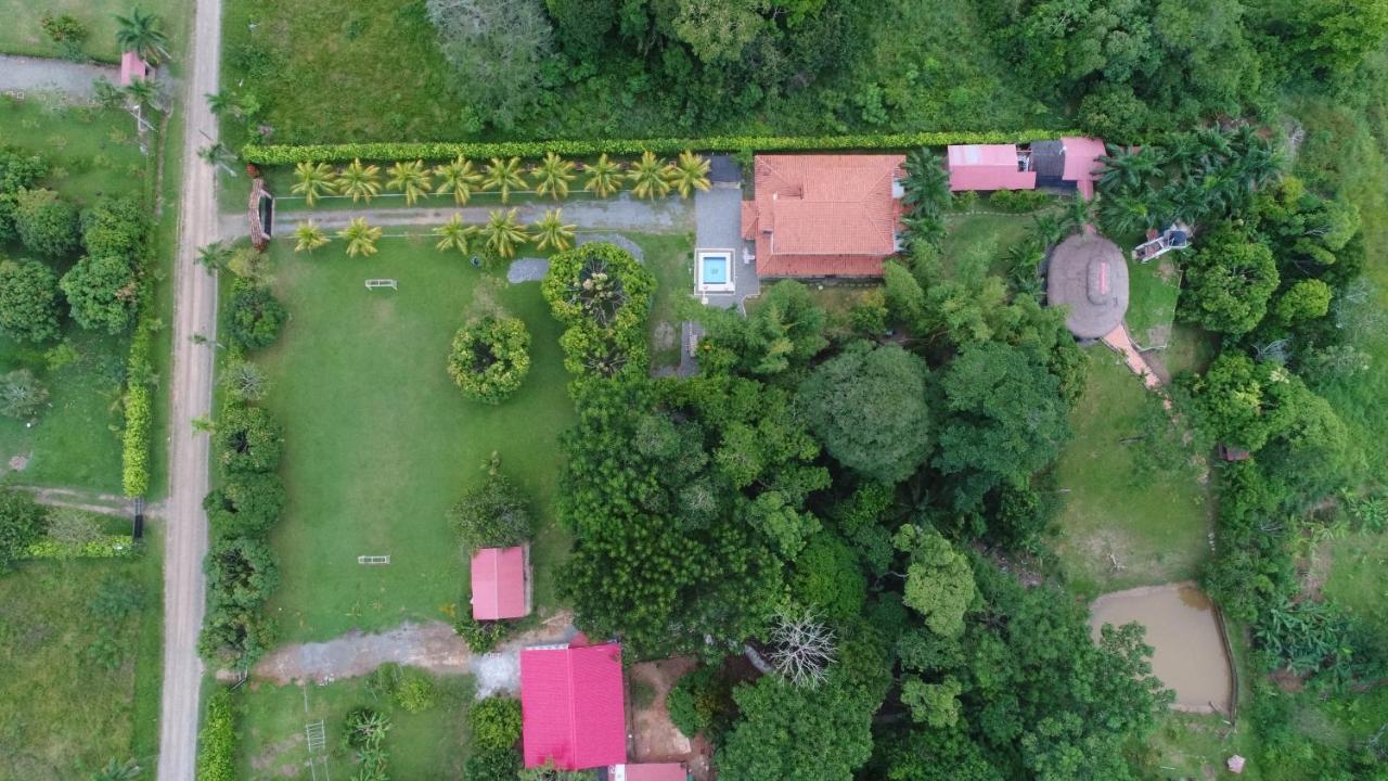 Casa Campo Emaus Caucasia Exterior foto